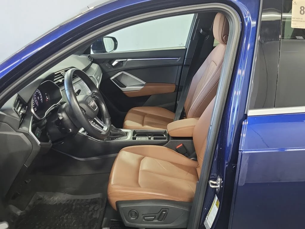 Audi Q3 quattro* Авто-Кредит(ЦЕНА ДО БЪЛГАРИЯ) - изображение 8