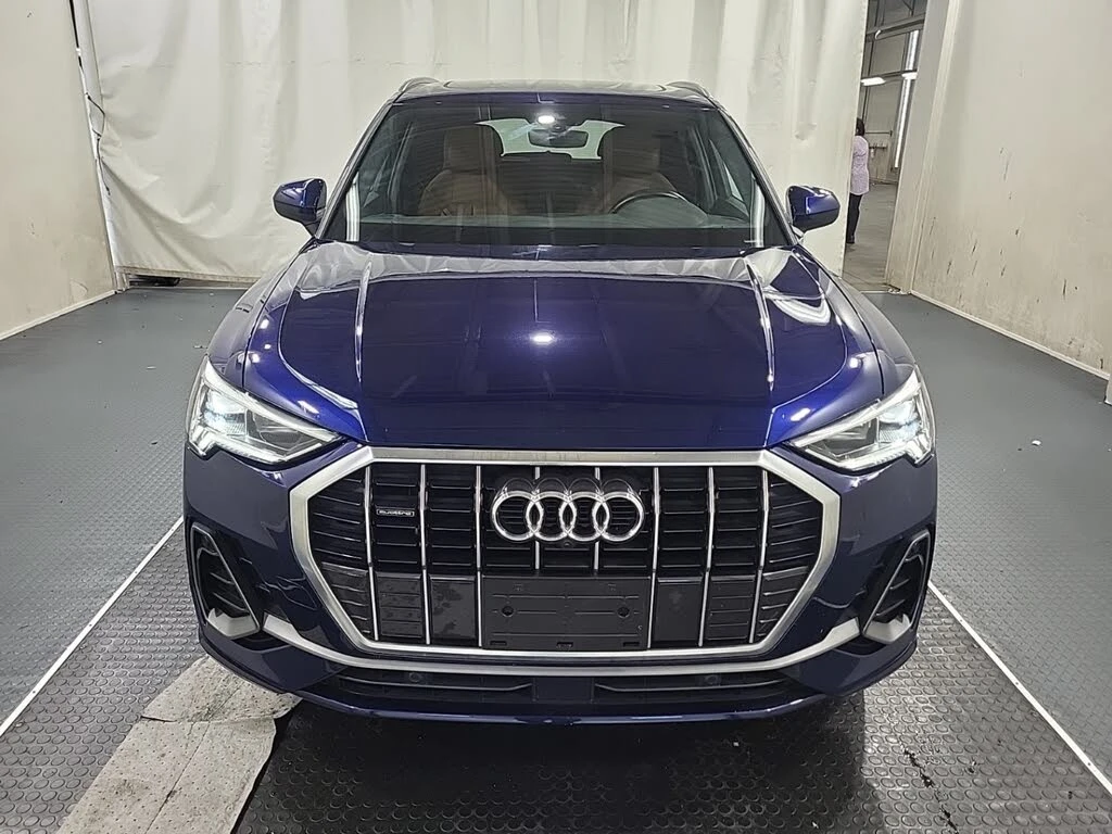 Audi Q3 quattro* Авто-Кредит(ЦЕНА ДО БЪЛГАРИЯ) - изображение 5