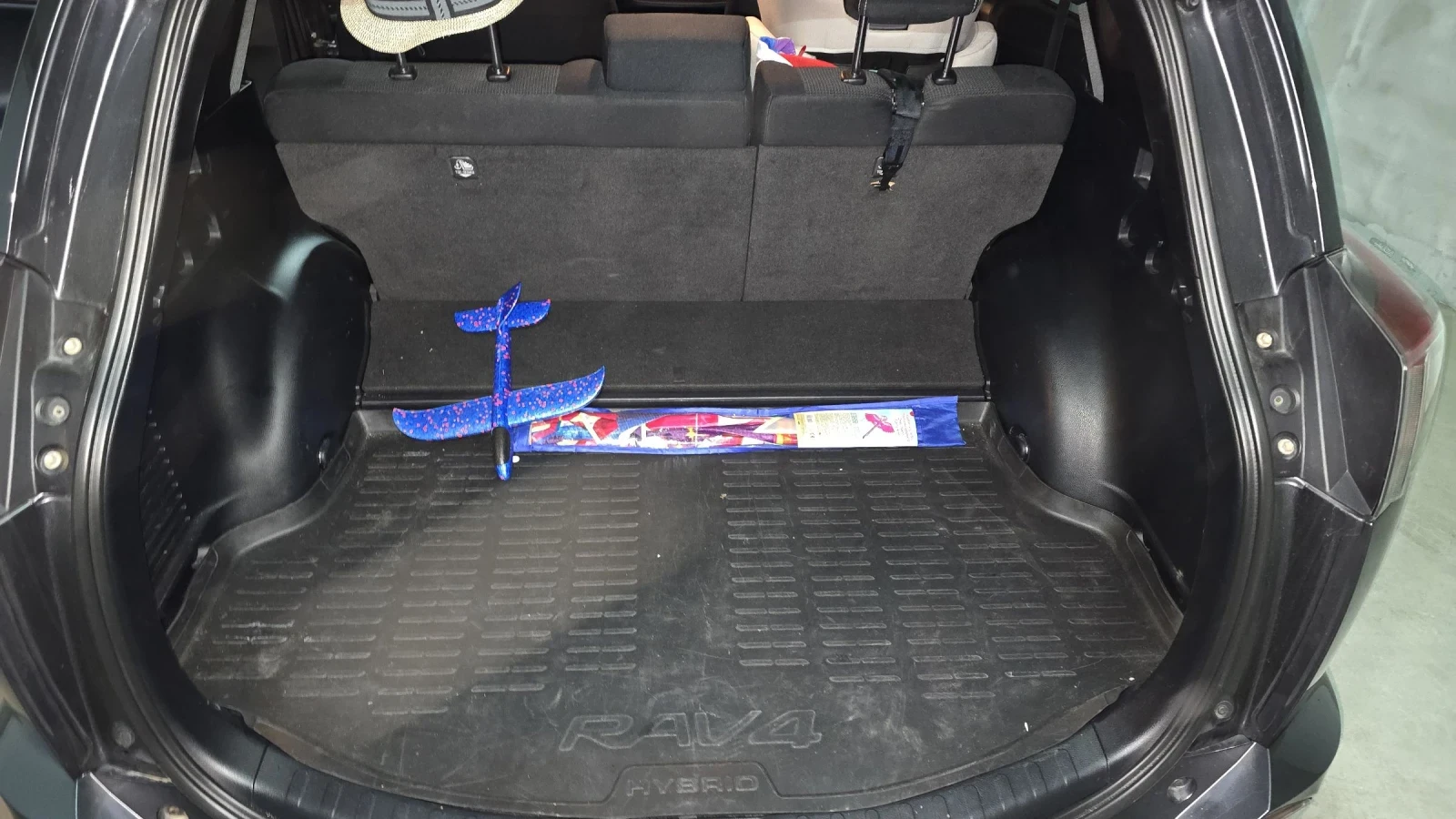 Toyota Rav4 Валидна ГАРАНЦИЯ  - изображение 10