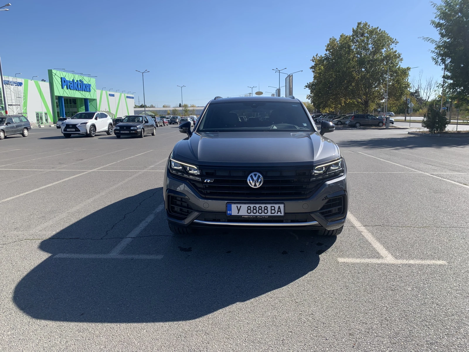 VW Touareg VW Touareg R-LINE MATRIX HEAD UP, снимка 2 - Автомобили и джипове - 54043660