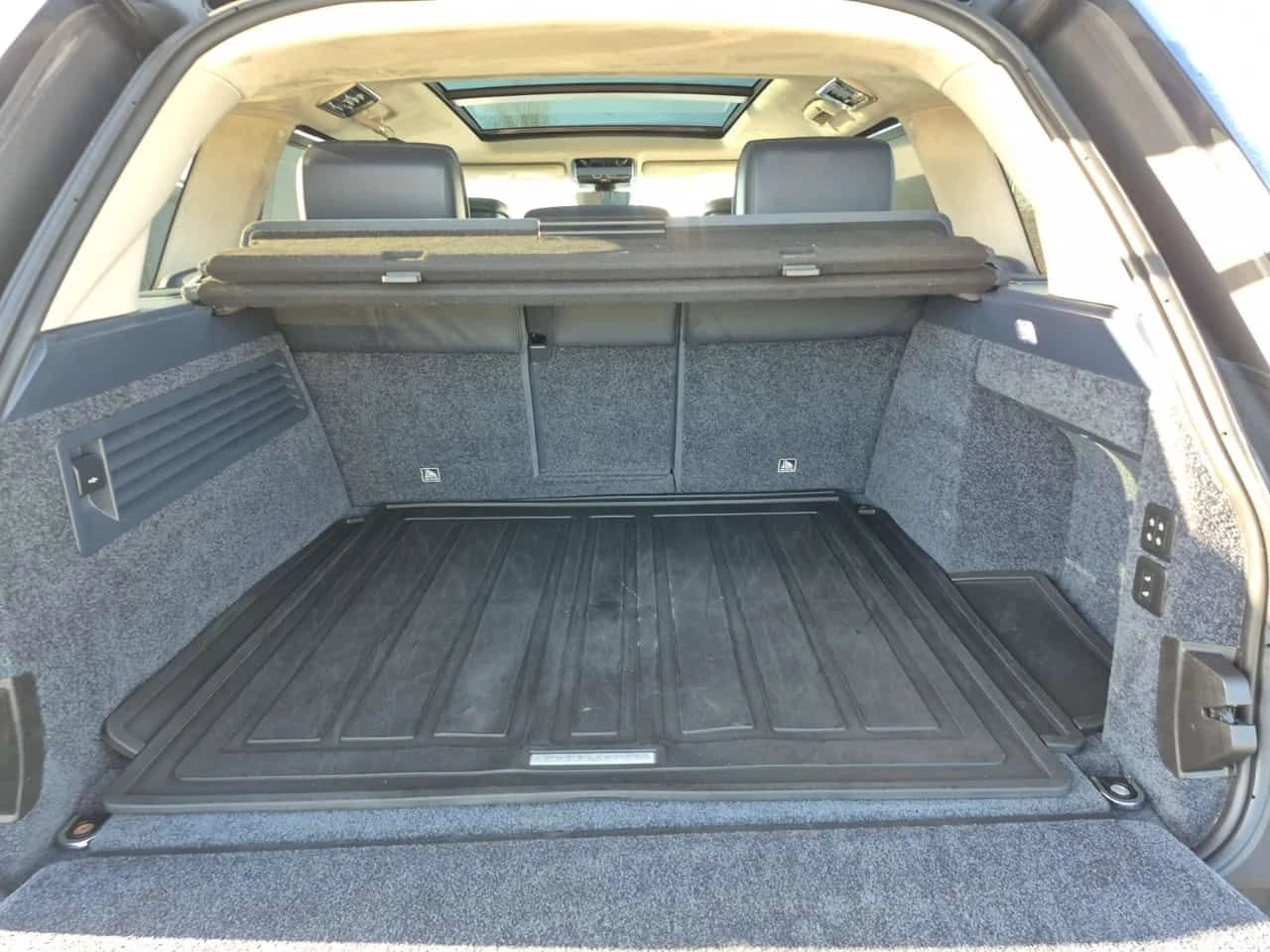 Land Rover Range rover V8 SUPERCHARGED| PANORAMA| LANE ASSIST, снимка 13 - Автомобили и джипове - 54163763