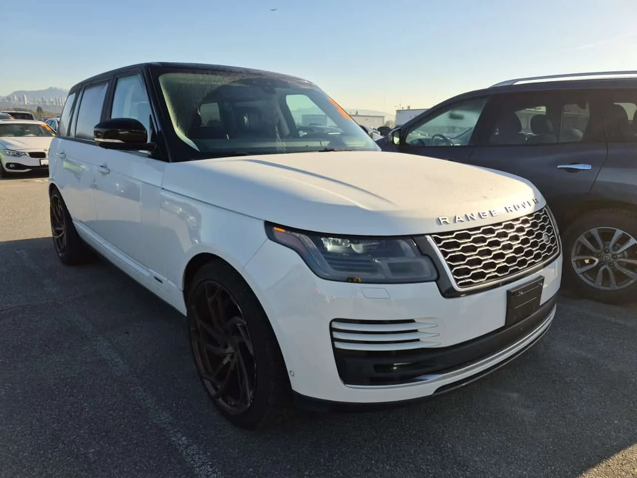 Land Rover Range rover V8 SUPERCHARGED| PANORAMA| LANE ASSIST, снимка 2 - Автомобили и джипове - 54163763