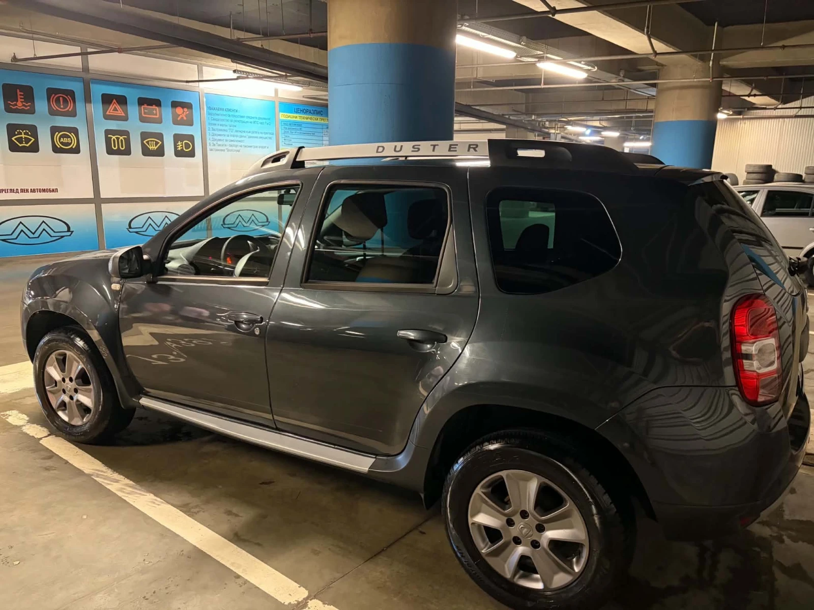 Dacia Duster, снимка 4 - Автомобили и джипове - 54838538