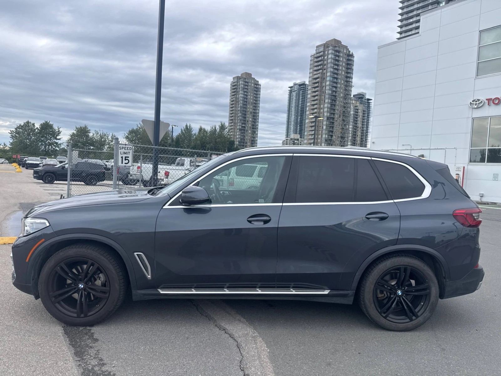 BMW X5 40I ЦЕНА ДО БЪЛГАРИЯ РЕГИСТРАЦИЯ & АВТОКРЕДИТ, снимка 3 - Автомобили и джипове - 55442016