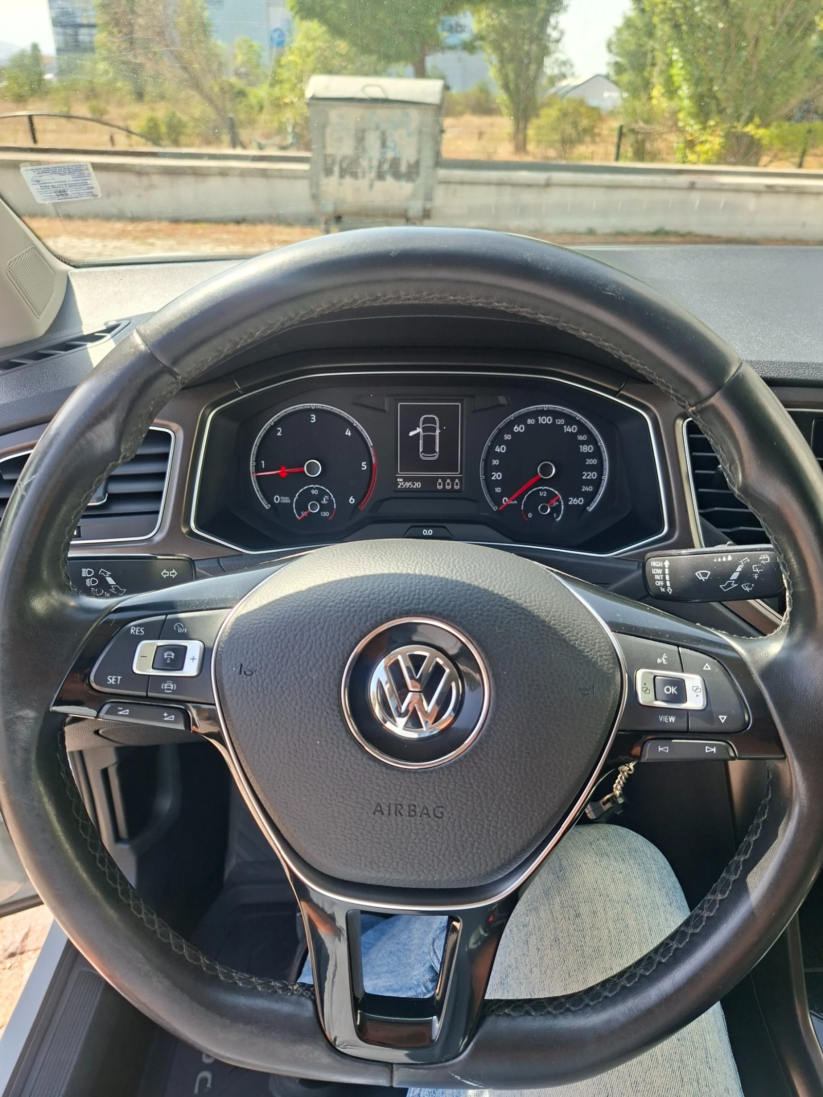 VW T-Roc, снимка 9 - Автомобили и джипове - 55888816