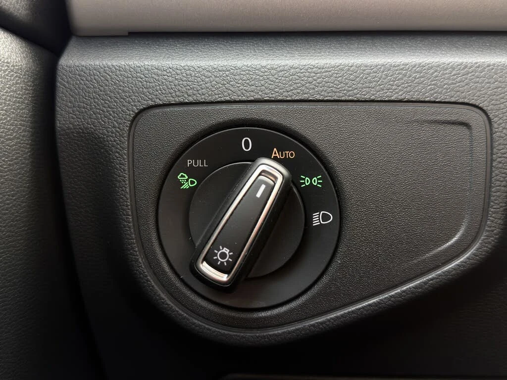 VW Atlas 4MOTION* ПОДГРЕВ* КАМЕРА* ДИСТРОНИК* , снимка 14 - Автомобили и джипове - 56727128