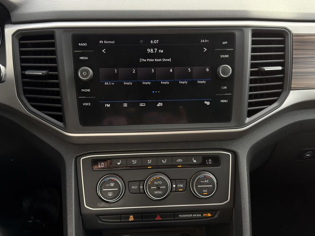 VW Atlas 4MOTION* ПОДГРЕВ* КАМЕРА* ДИСТРОНИК* , снимка 9 - Автомобили и джипове - 56727128