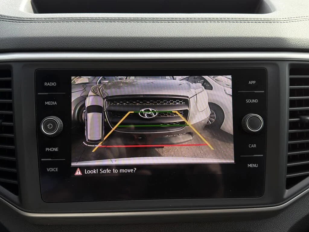 VW Atlas 4MOTION* ПОДГРЕВ* КАМЕРА* ДИСТРОНИК* , снимка 10 - Автомобили и джипове - 56727128
