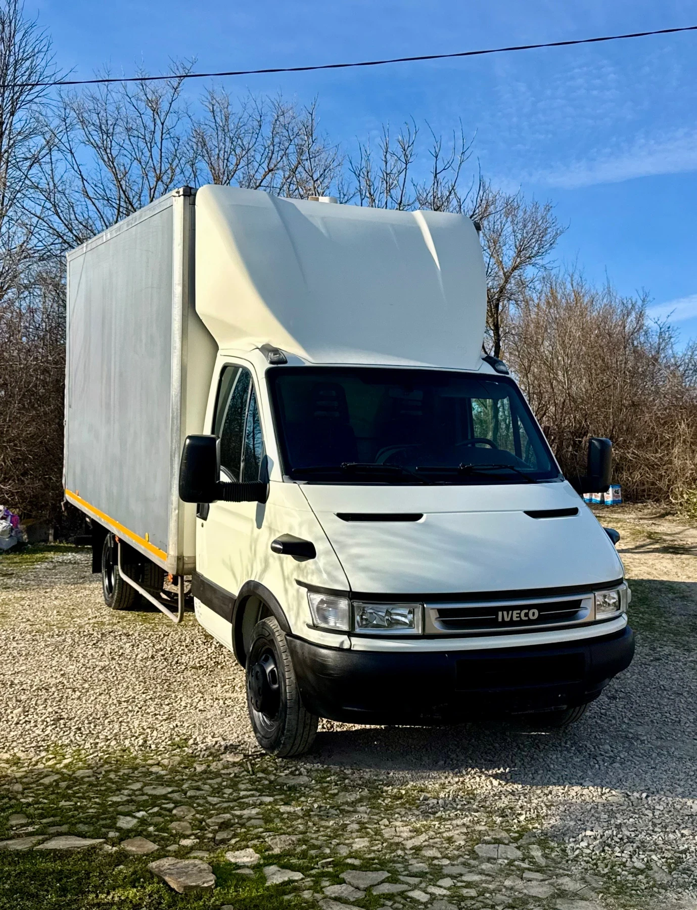 Iveco Daily 4.30м. ДЪЛЖИНА* Падащ борд* Реален пробег, снимка 9 - Бусове и автобуси - 55707690