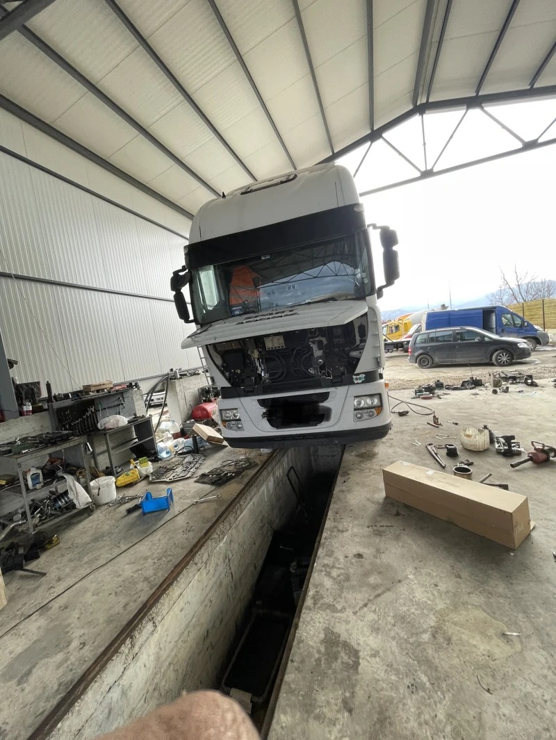 Iveco Stralis, снимка 5 - Камиони - 48117126