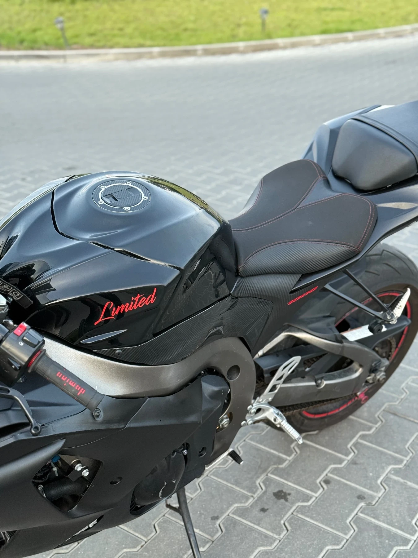 Suzuki Gsxr L1 1000 - изображение 8