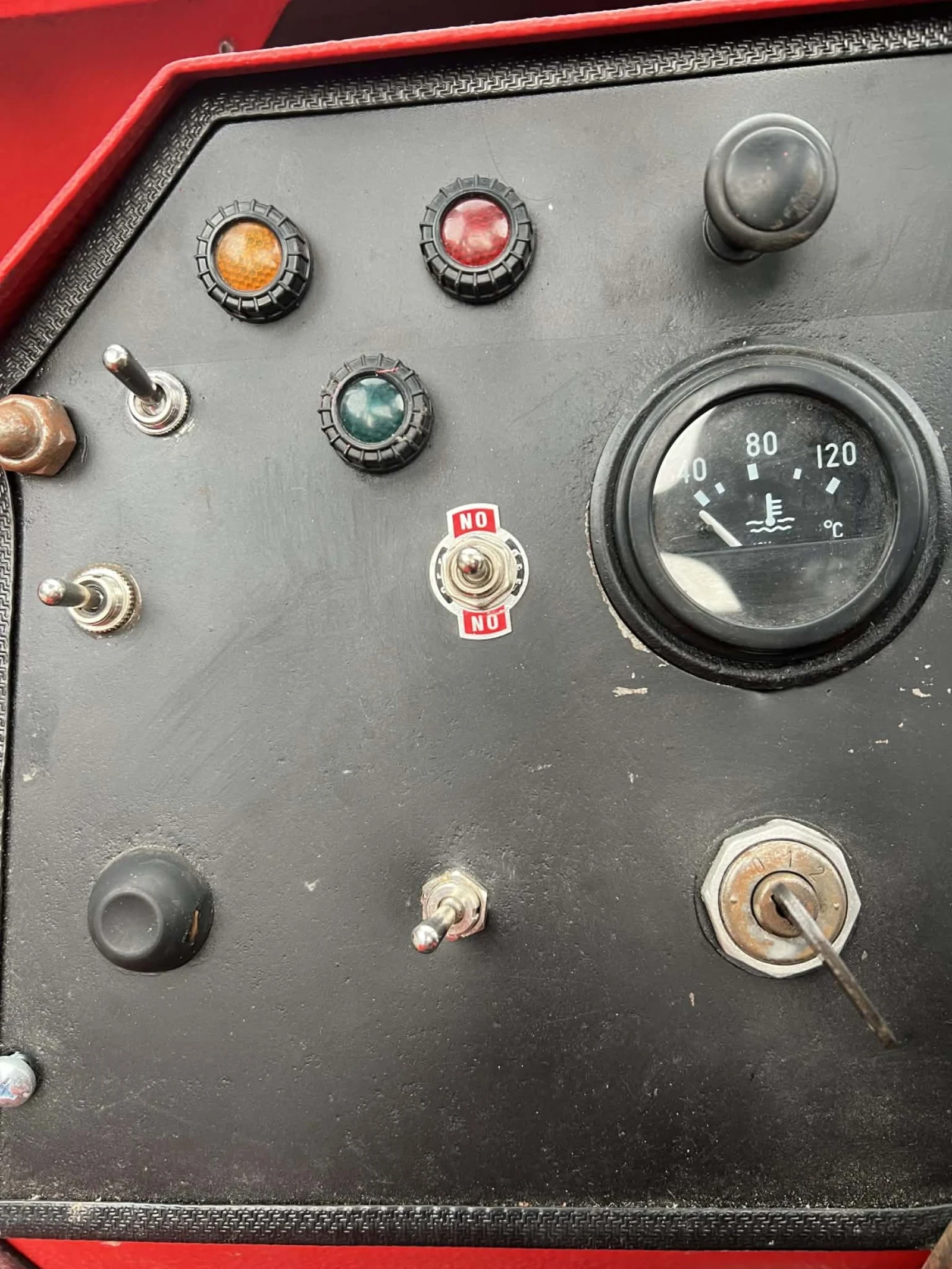 Специализирани машини Други Gutbrod 2500 - изображение 10