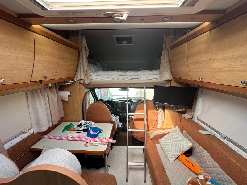 Кемпер Laika Ford, снимка 11 - Каравани и кемпери - 52551642