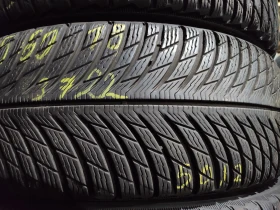 Гуми Зимни 225/60R18, снимка 4 - Гуми и джанти - 48893225