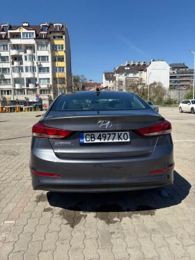 Hyundai Elantra 2.0   | Mobile.bg    6