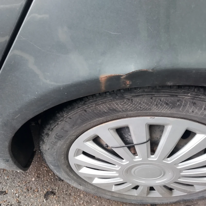 Renault Laguna LPG, 1800 куб.см, 16 V, снимка 10 - Автомобили и джипове - 52463128