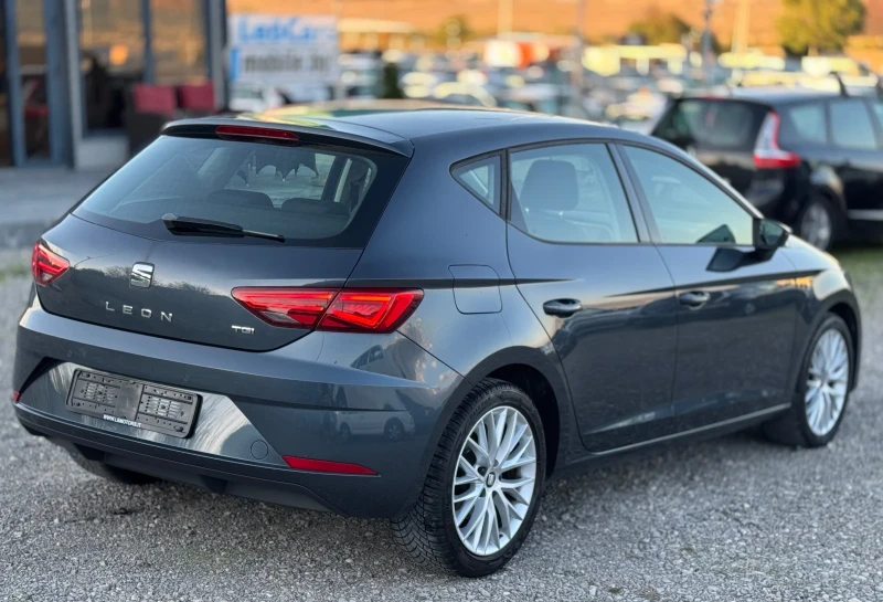 Seat Leon, снимка 4 - Автомобили и джипове - 47368650