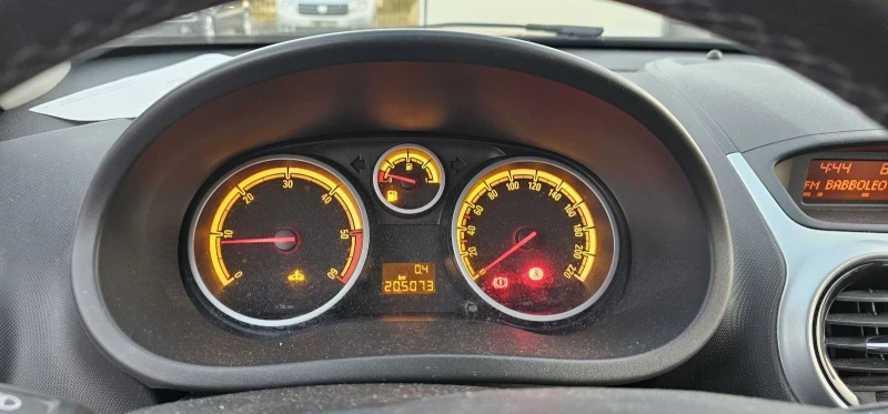 Opel Corsa 1.3cdti , снимка 7 - Автомобили и джипове - 48116311