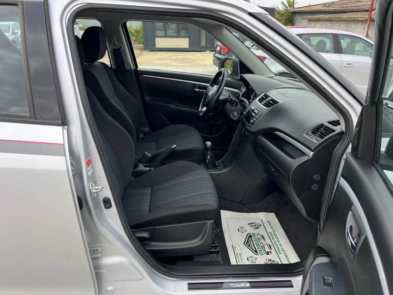 Suzuki Swift 1.2i-90к.с-4х4, снимка 12 - Автомобили и джипове - 52098716