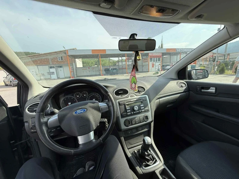 Ford Focus 1.6 116кс., снимка 12 - Автомобили и джипове - 52251479