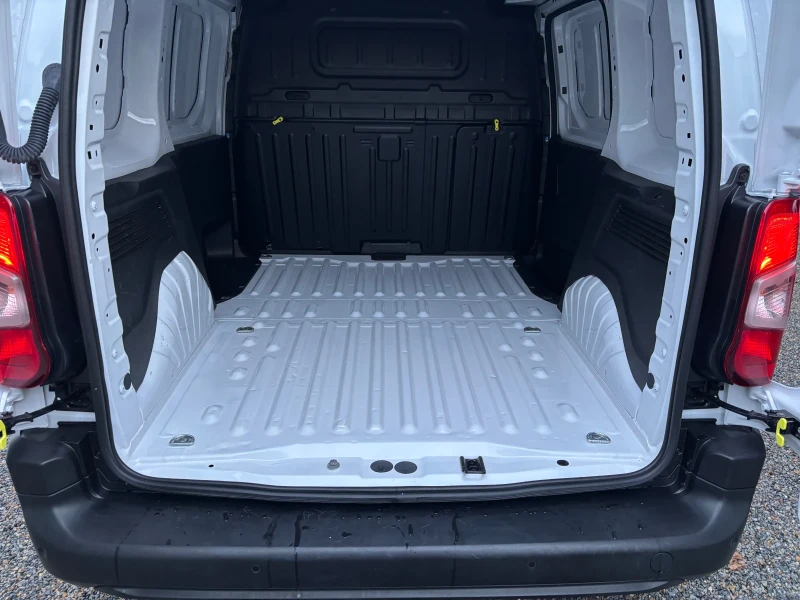 Fiat Doblo VAN, N1, 2024г 8000км, снимка 15 - Автомобили и джипове - 52583078