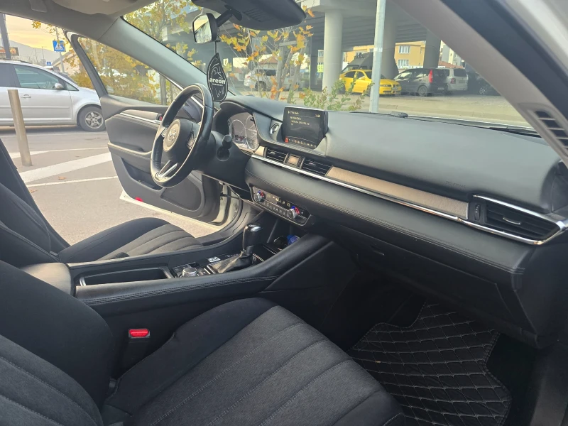 Mazda 6, снимка 9 - Автомобили и джипове - 52630203