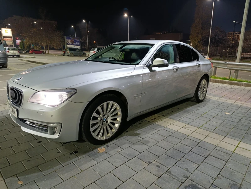 BMW 730 730D 258hp feis, снимка 3 - Автомобили и джипове - 52725902
