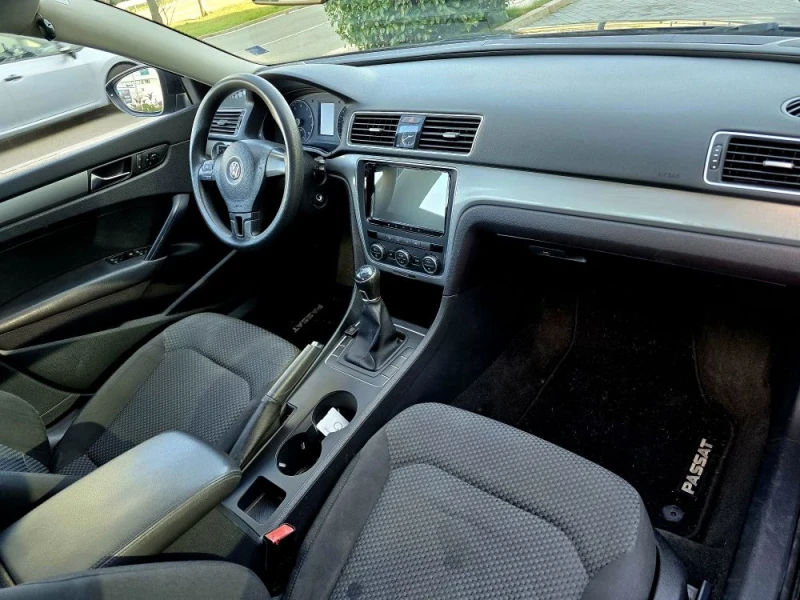 VW Passat Пасат 2.5Gaz -benzin ръчни скорости. 2013г, снимка 6 - Автомобили и джипове - 52969306