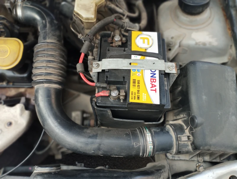 Ford Fiesta 1.3 бензин, снимка 2 - Автомобили и джипове - 52974816