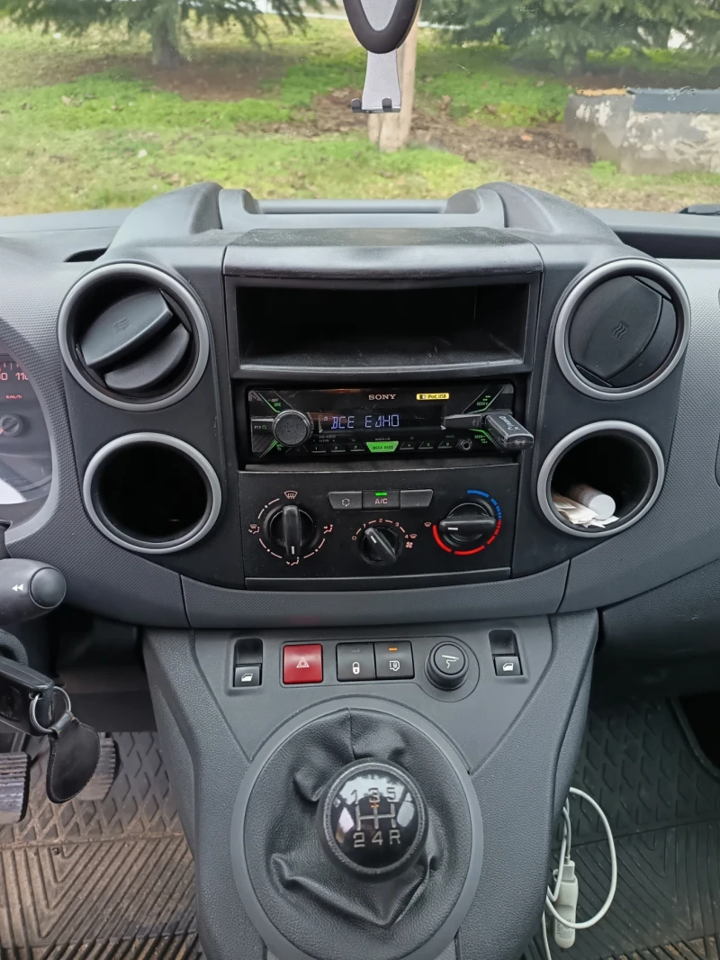Citroen Berlingo, снимка 7 - Автомобили и джипове - 53064738