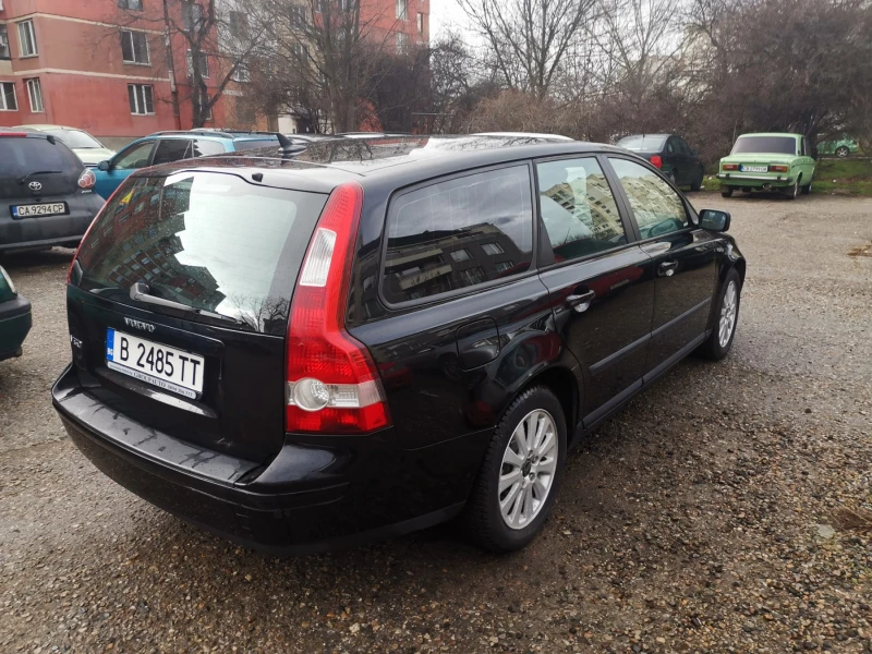 Volvo V50, снимка 4 - Автомобили и джипове - 53343179