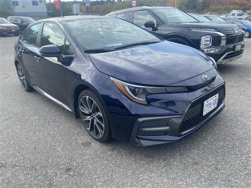 Toyota Corolla SE * * РЪЧКА * * CARFAX * * АВТО КРЕДИТ * *  - изображение 2