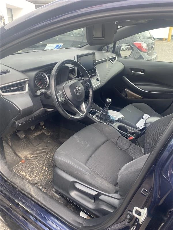 Toyota Corolla SE * * РЪЧКА * * CARFAX * * АВТО КРЕДИТ * *  - изображение 5