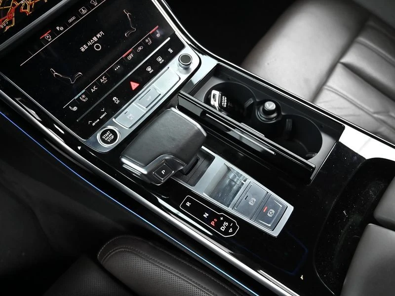 Audi A8 50 TDI Quattro| 286к.с.| ВКЛ.ТЕХНОТЕСТ, снимка 9 - Автомобили и джипове - 55517579
