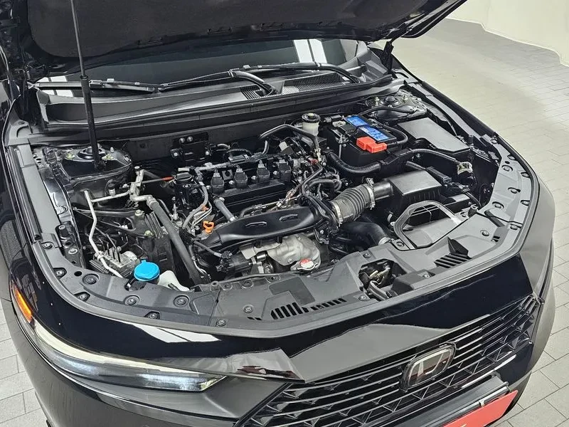 Honda Accord 1.5 Turbo, снимка 16 - Автомобили и джипове - 55585991