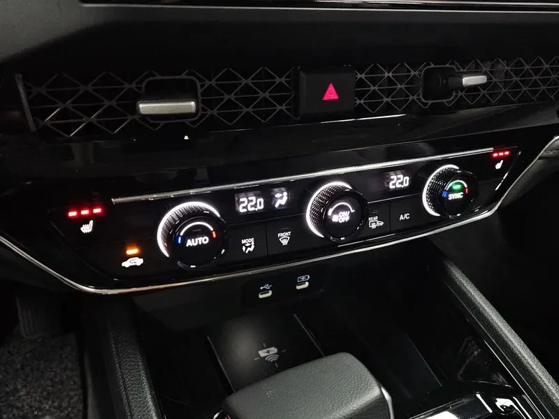 Honda Accord 1.5 Turbo, снимка 9 - Автомобили и джипове - 55585991