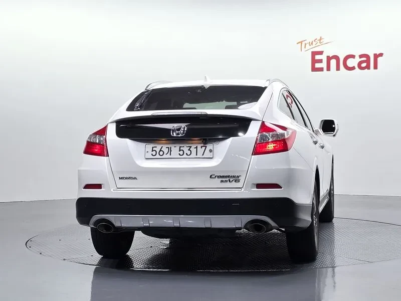 Honda Accord 3.5 1St Generation, снимка 4 - Автомобили и джипове - 55841323