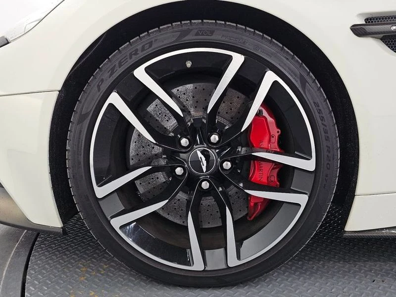 Aston Martin Vanquish 6.0 V12 Coupe| 568�.�. | Mobile.bg � ����������� 5