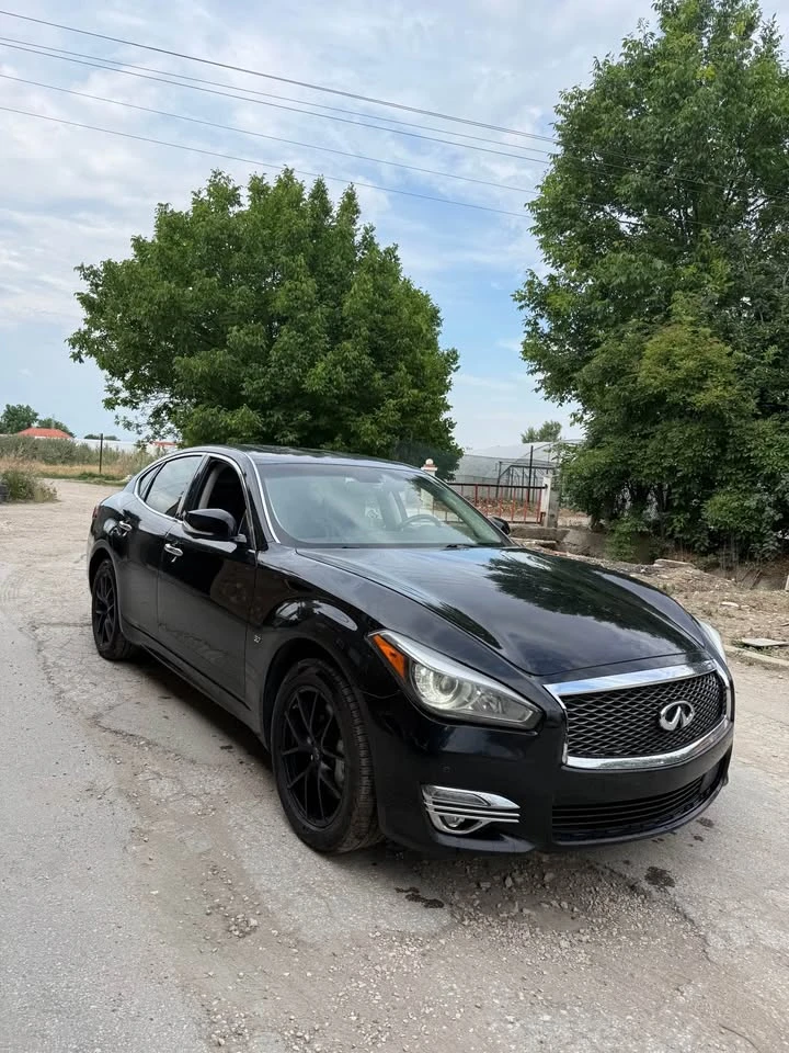 Infiniti Q70, снимка 2 - Автомобили и джипове - 56217558