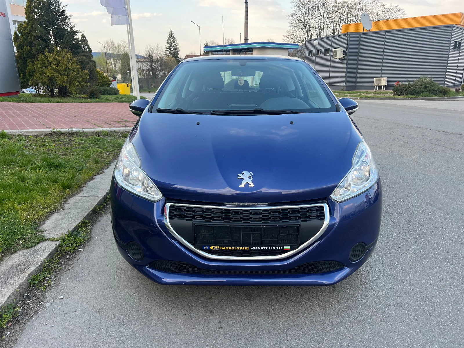 Peugeot 208 1.4HDI/TOP/EVRO5 - изображение 2