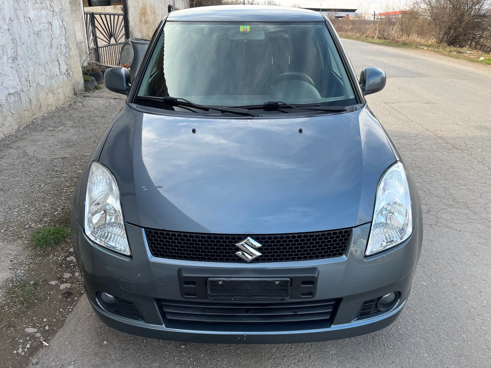 Suzuki Swift 1.3 4х4 | Mobile.bg — изображение 1