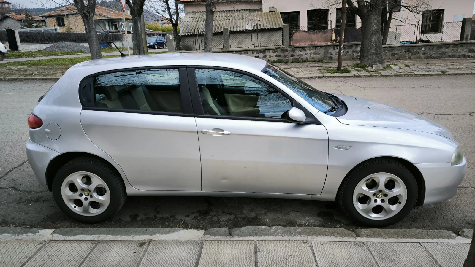 Alfa Romeo 147 1.6ts - изображение 7