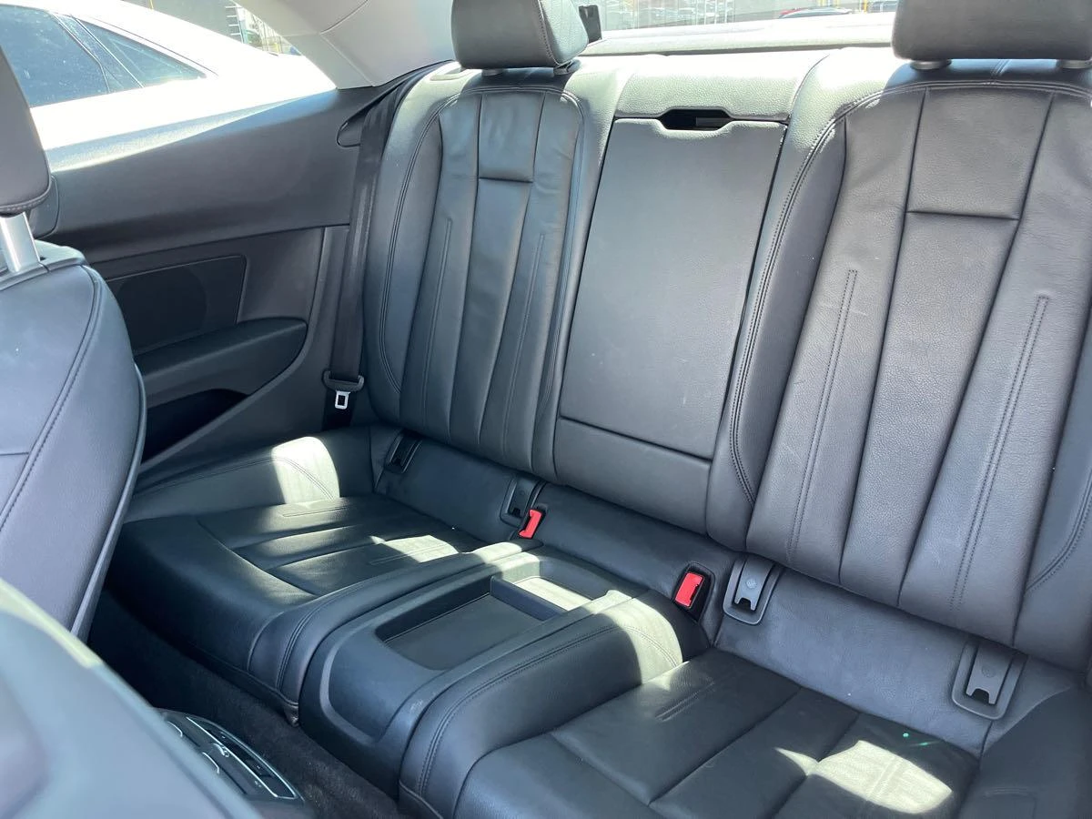 Audi A5 * KOMFORT * CARFAX * ВЪЗМОЖНОСТ ЗА ФИНАНСИРАНЕ - изображение 9
