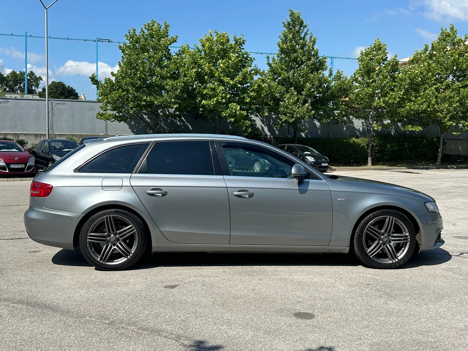 Audi A4 Avant 1.8i 160 к.с. - изображение 5