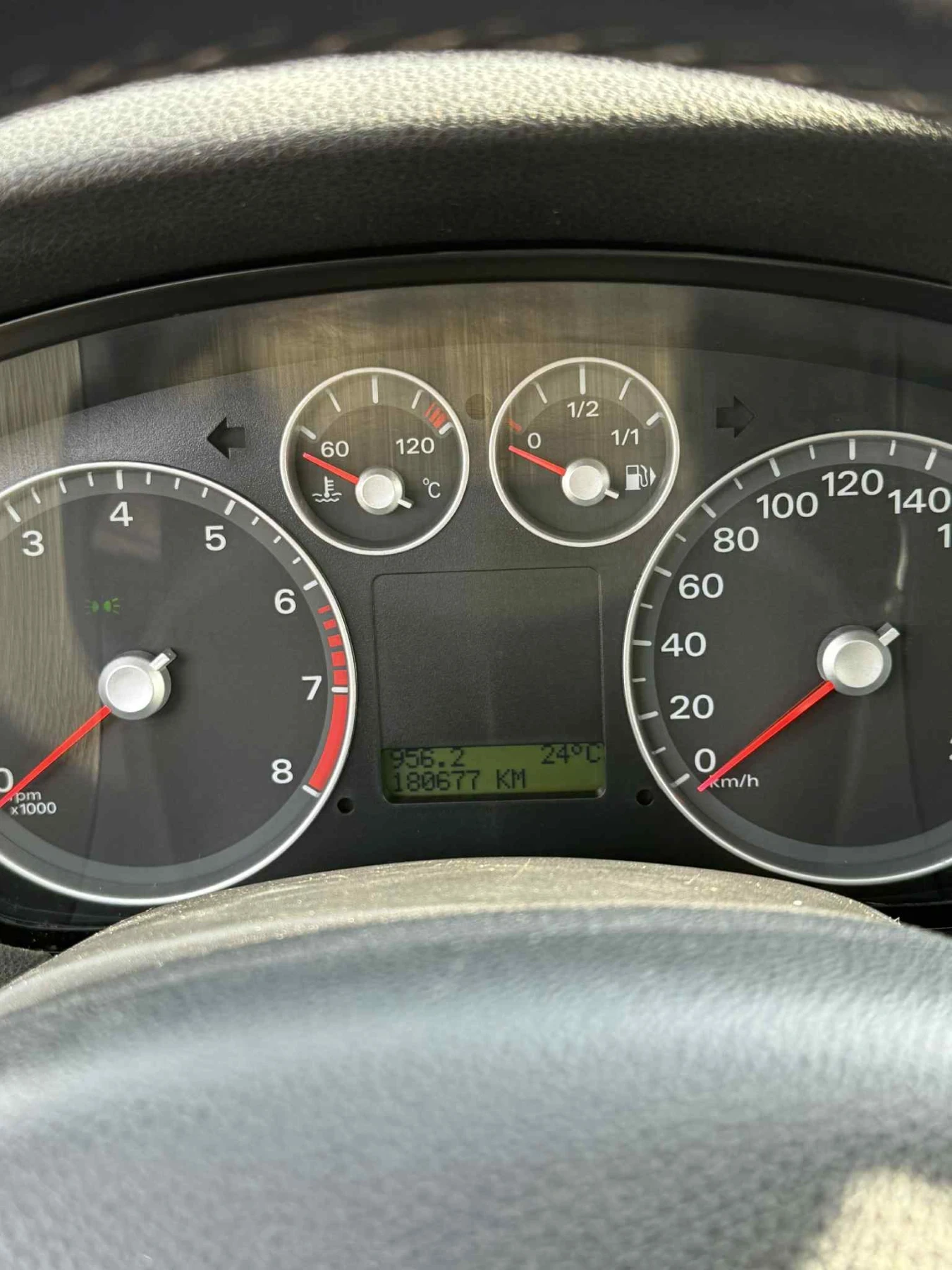 Ford Focus 1.6 116кс. - изображение 6