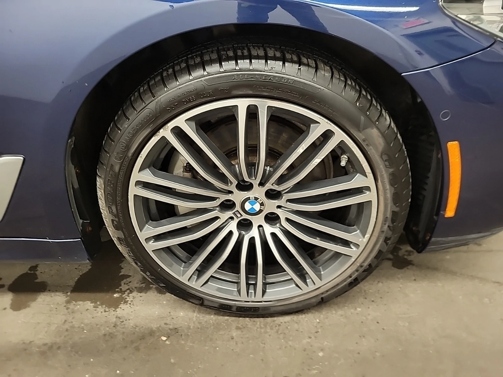 BMW 530 E * * XDRIVE * * CARFAX * * АВТО КРЕДИТ * *  - изображение 6