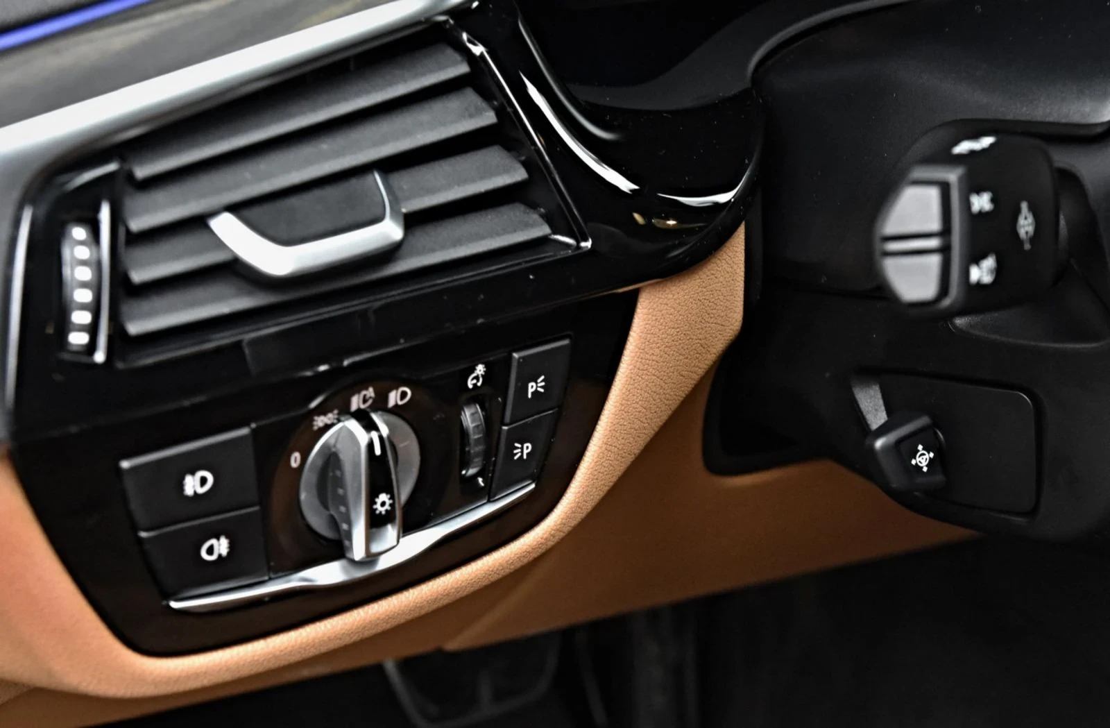 BMW 530 G31  M sport soft close automatic doors | Mobile.bg   11