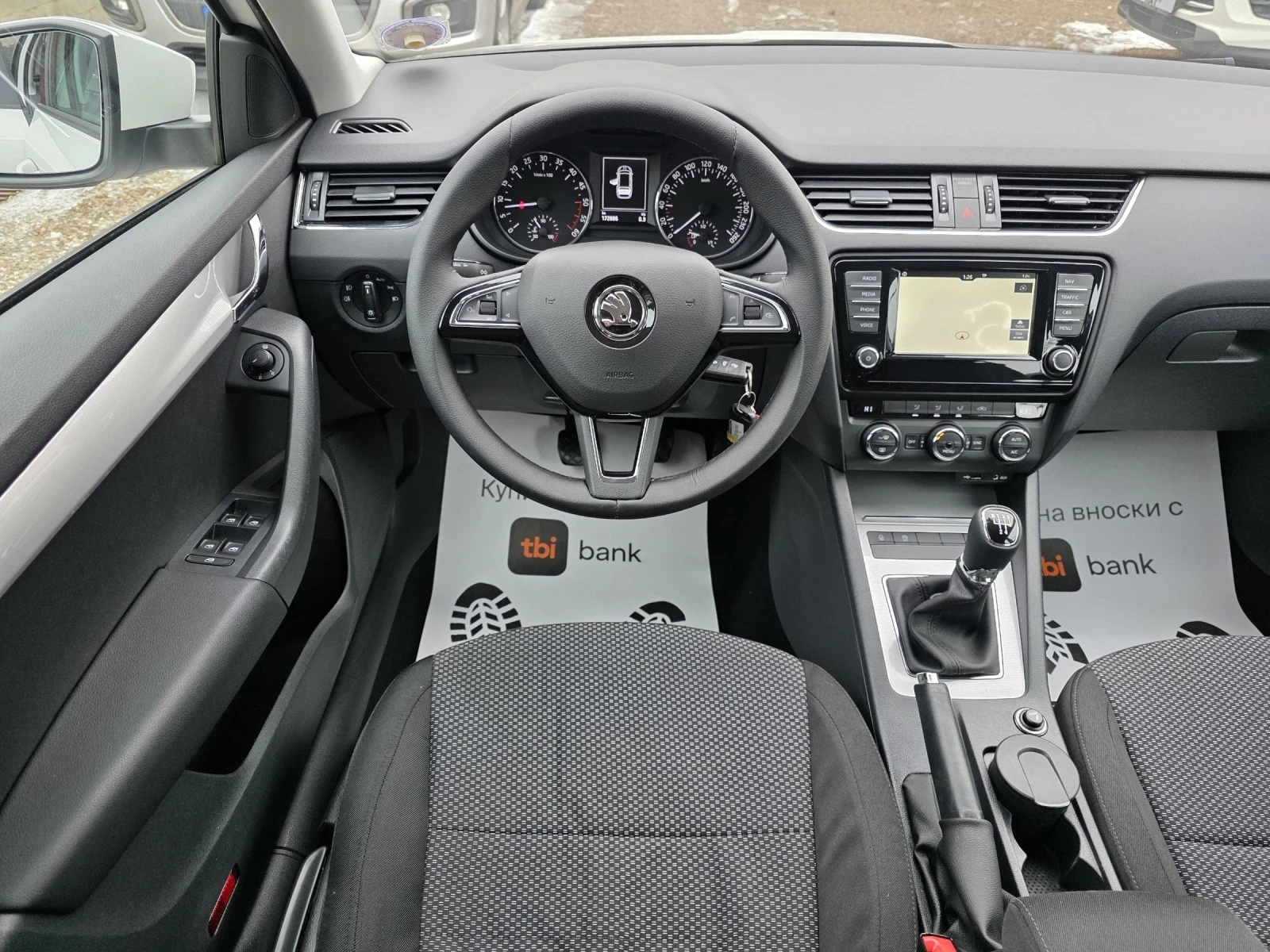 Skoda Octavia 1.6TDI/110к.с./ЕВРО-6/РЕАЛНИ КИЛОМЕТРИ/НОВ ВНОС/ - изображение 7