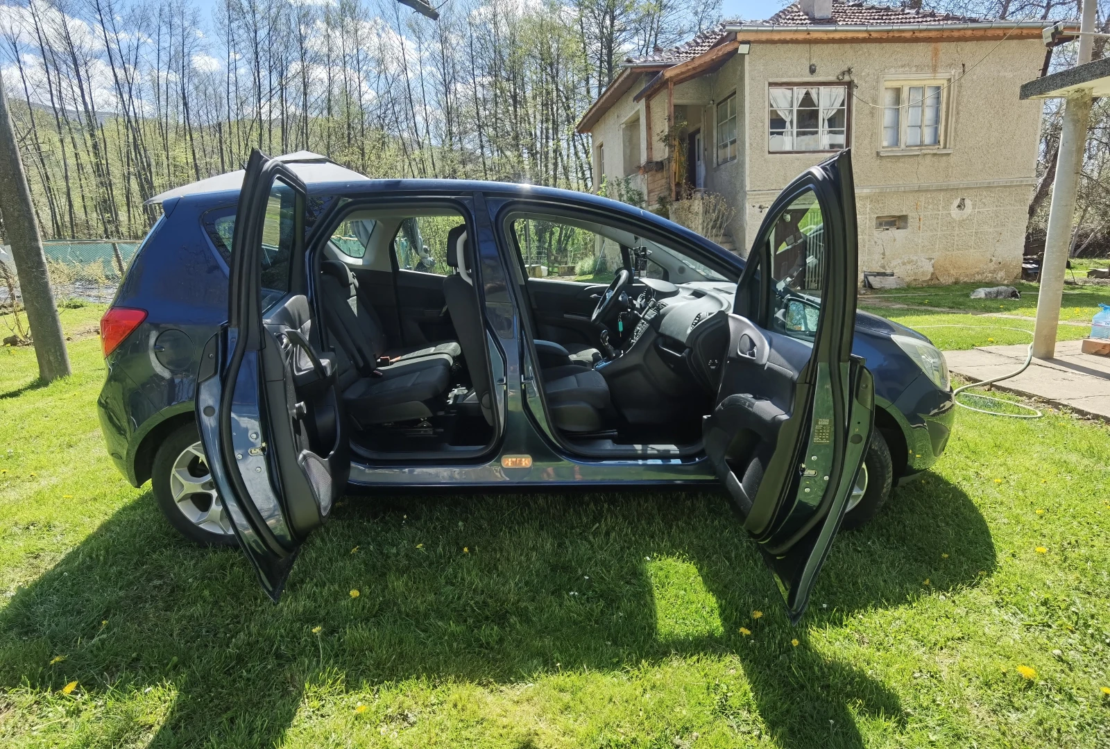 Opel Meriva B, снимка 6 - Автомобили и джипове - 55658062