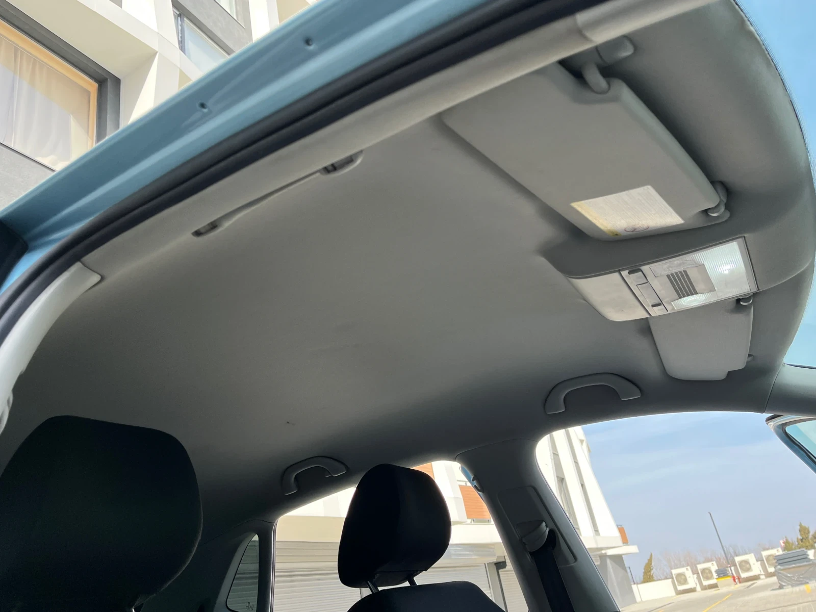 VW Polo 1.2TDI/RLLINE/2010-година!, снимка 16 - Автомобили и джипове - 53875231